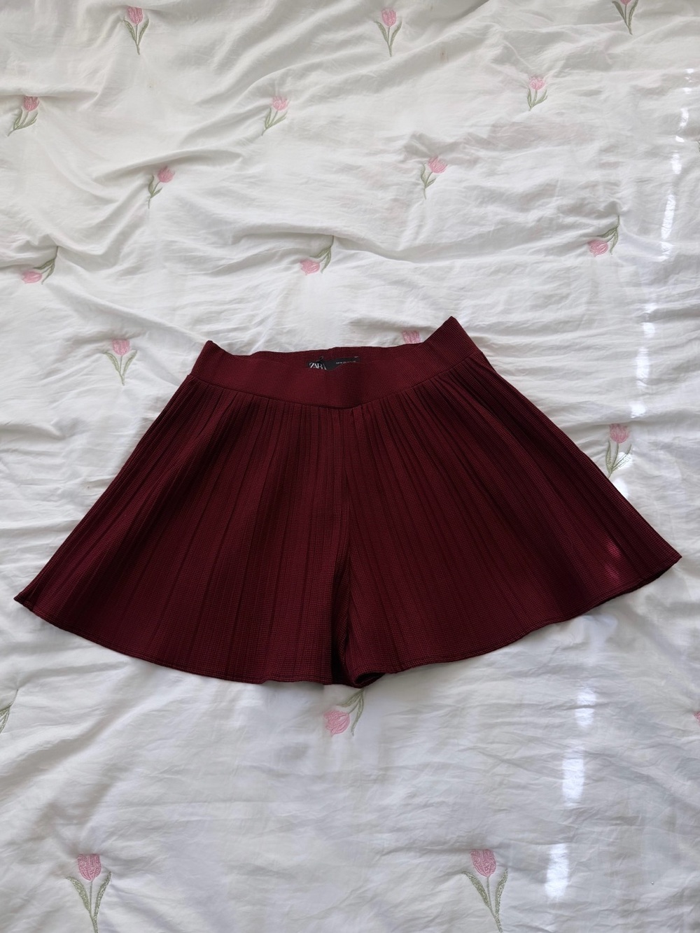 Zara Wine-Red Plaid Pleated High Waisted Preppy Shorts Skort